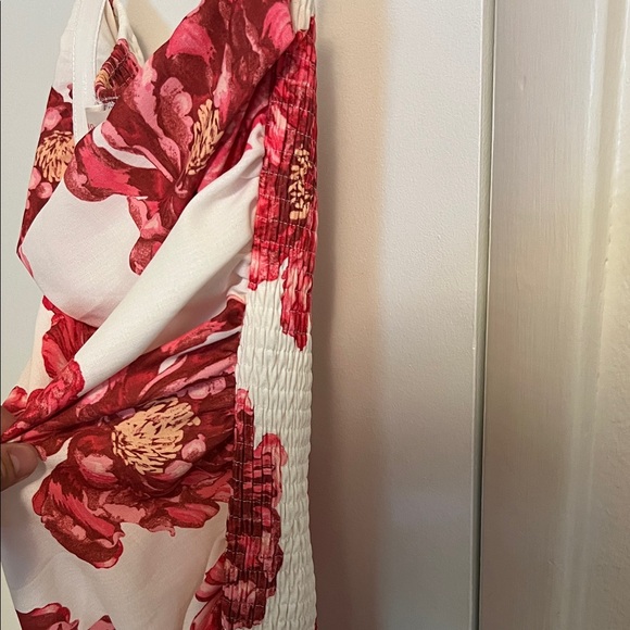 Flying Tomato Pink and White Floral Maxi Dress - Picture 3 of 4